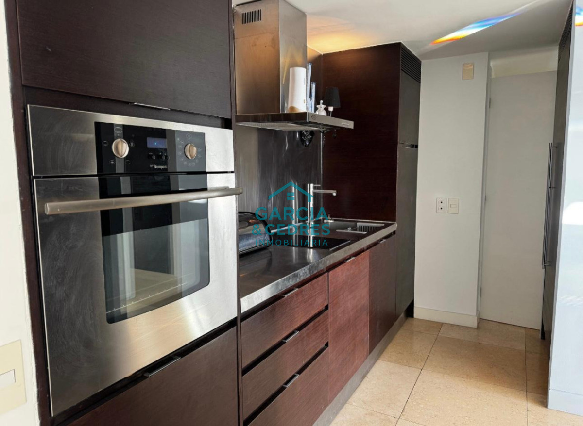 Apartamento ID.422 - Alquiler invernal Apto de 1 1/2 dorm y 2 baños en torre YOO 