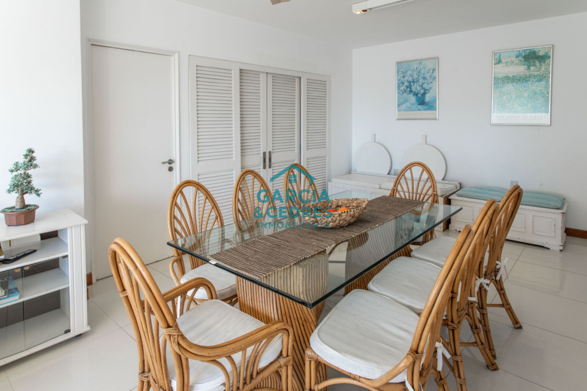 Apartamento ID.431 - Alquiler anual - Apartamento de 2 Dormitorios Reciclado en Bahia Palace
