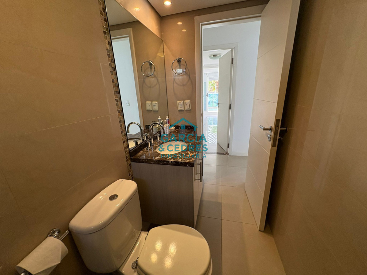 Apartamento ID.267 - Apartamento de 3 dormitorios en Casino Tower, Punta del Este