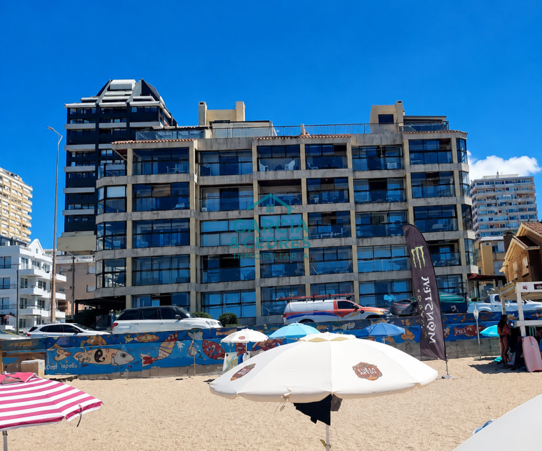 Apartamento ID.590 - Apartamento en primera línea en Playa El Emir, Peninsula 