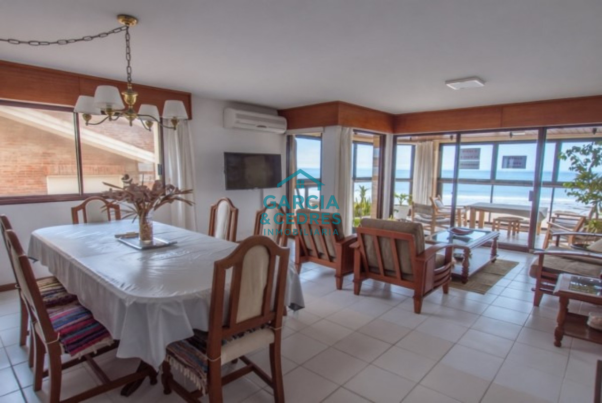 Apartamento ID.590 - Apartamento en primera línea en Playa El Emir, Peninsula 