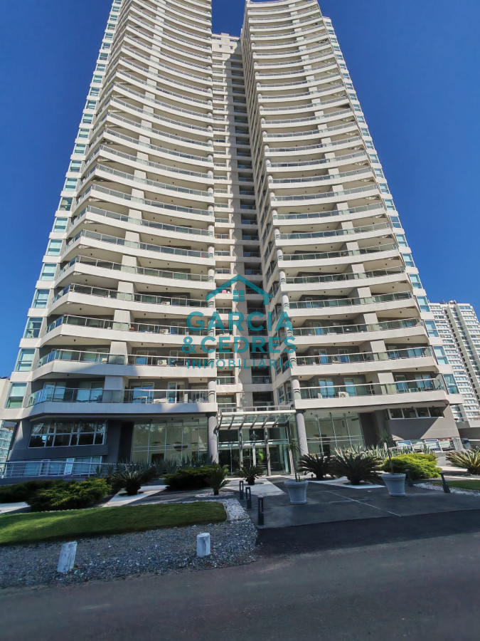 Apartamento ID.25 - VENDO EXCELENTE APTO DE 2 DORM+DEPENDENCIA , 4 BAÑOS EN TORRE LOOK BRAVA
