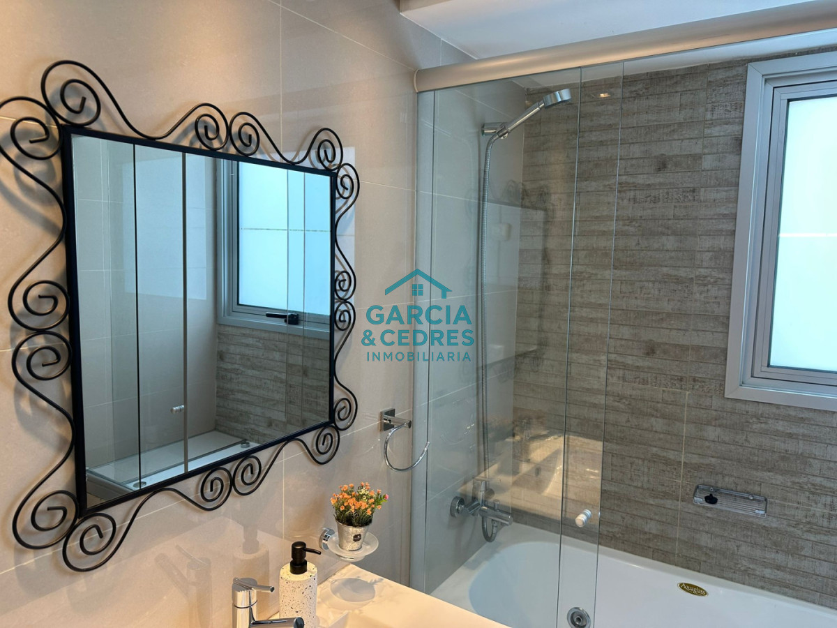 Apartamento ID.394 - VENDO EXCELENTE APTO DE 2 DORM+DEPENDENCIA , 4 BAÑOS EN TORRE LOOK BRAVA