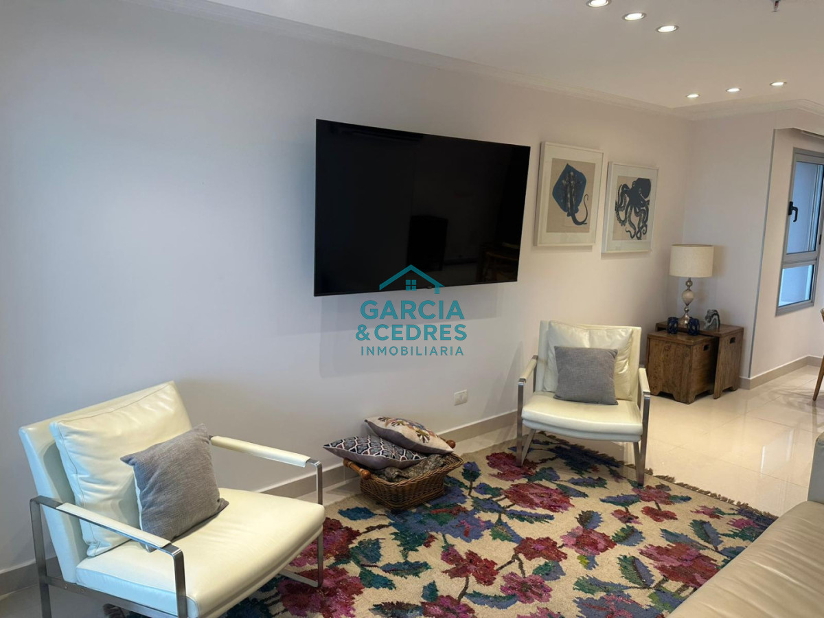 Apartamento ID.495 - Miami Boulevard, Punta del Este.  Apartamento de 2 dormitorios y 2 baños