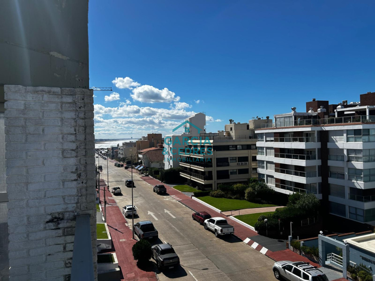 Apartamento ID.397 - Apto 3 dorm + dependencia de servicio con baño Edificio Vendaval