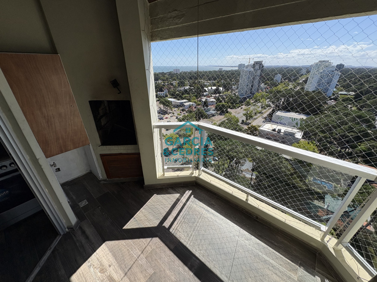 Apartamento ID.263 - Gran apartamento frente a Punta Shopping, Punta del Este