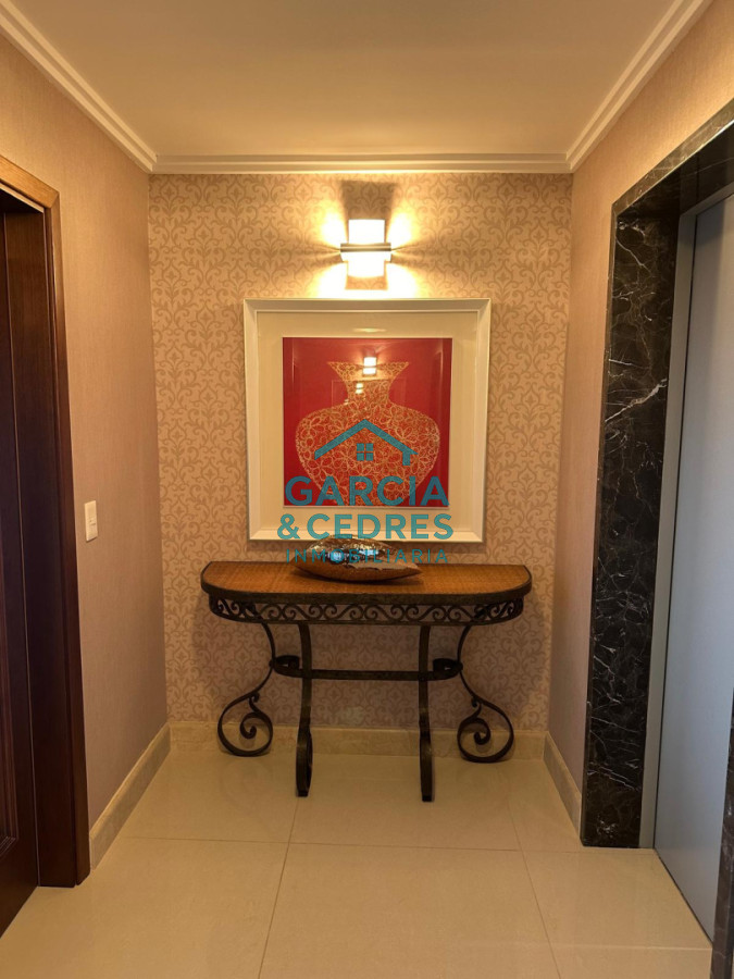 Apartamento ID.183 - Exclusivo Apartamento en Edificio Puerto Punta - 4 Dormitorios + Servicio Completo