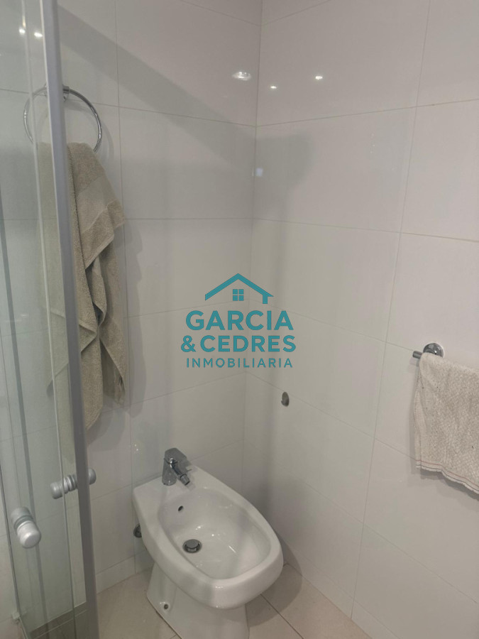 Apartamento ID.125 - ALQUILER DE TEMPORADA EN EDIFICIO STRADIVARIUS APTO 1 DORM. 1 BAÑO 