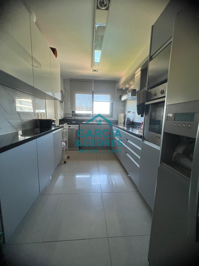 Apartamento ID.106 - ALQUILO EXCEPCIONAL  APTO DE 3 DORM Y 4 BAÑOS EN TORRE ONE I EN PLAYA BRAVA PISO 11