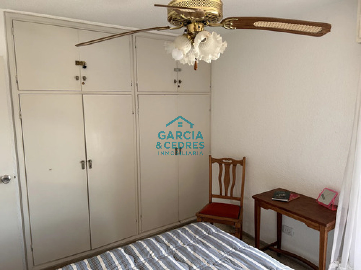Apartamento ID.564 - Apartamento de 2 dormitorios en primer linea con vista al mar, Playa Mansa