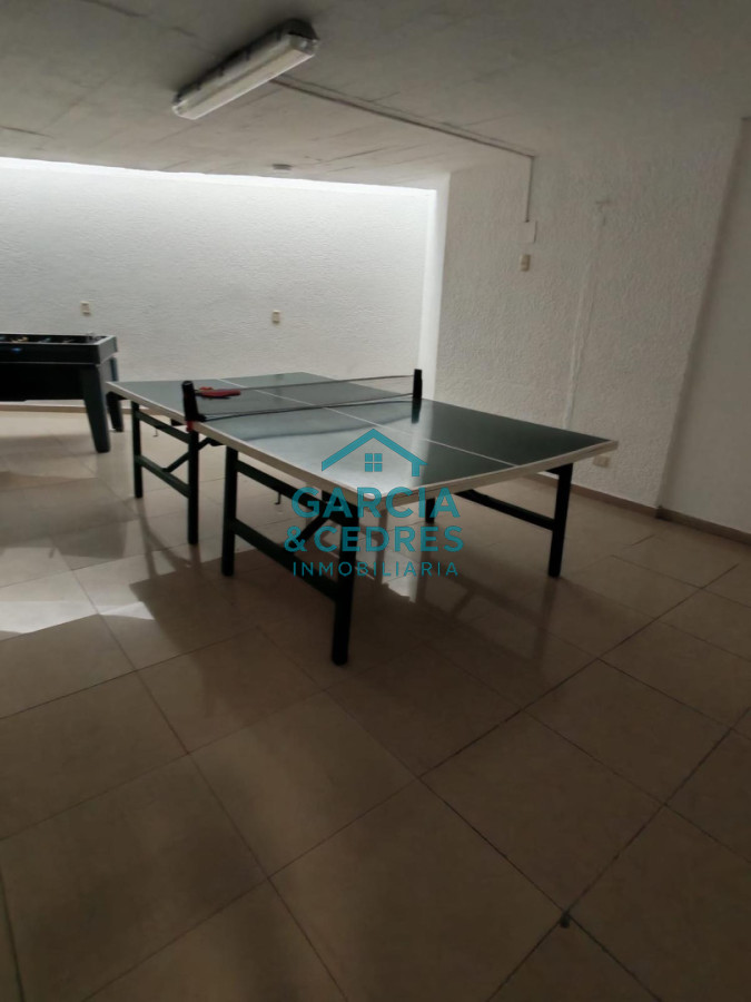 Apartamento ID.197 - Oportunidad !!! Venta Apartamento 4 Dormitorios y 3 baños Reciclado - Playa Brava - Parquemar Center