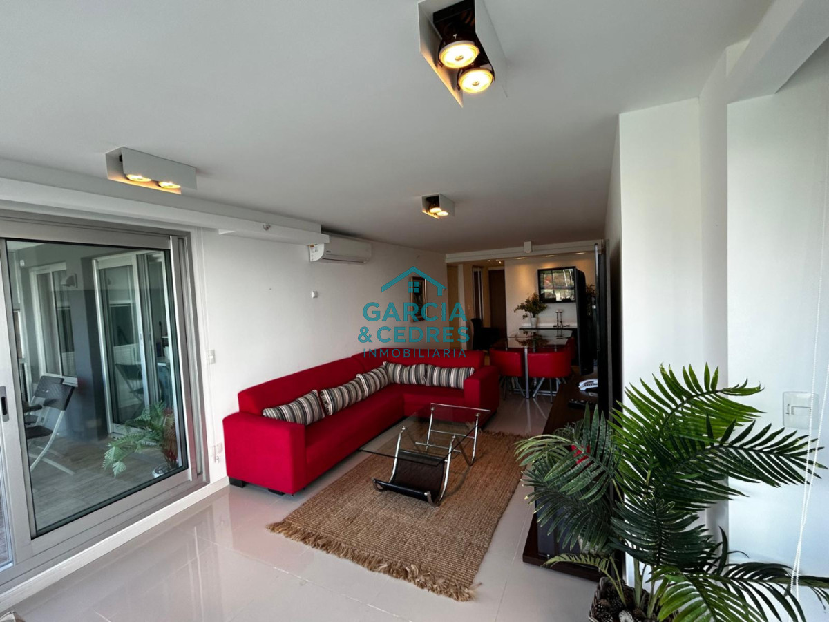 Apartamento ID.394 - VENDO EXCELENTE APTO DE 2 DORM+DEPENDENCIA , 4 BAÑOS EN TORRE LOOK BRAVA