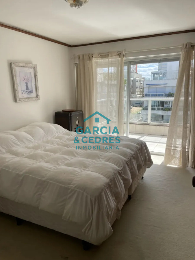 Apartamento ID.410 - HERMOSO PENTHOUSE EN VENTA 