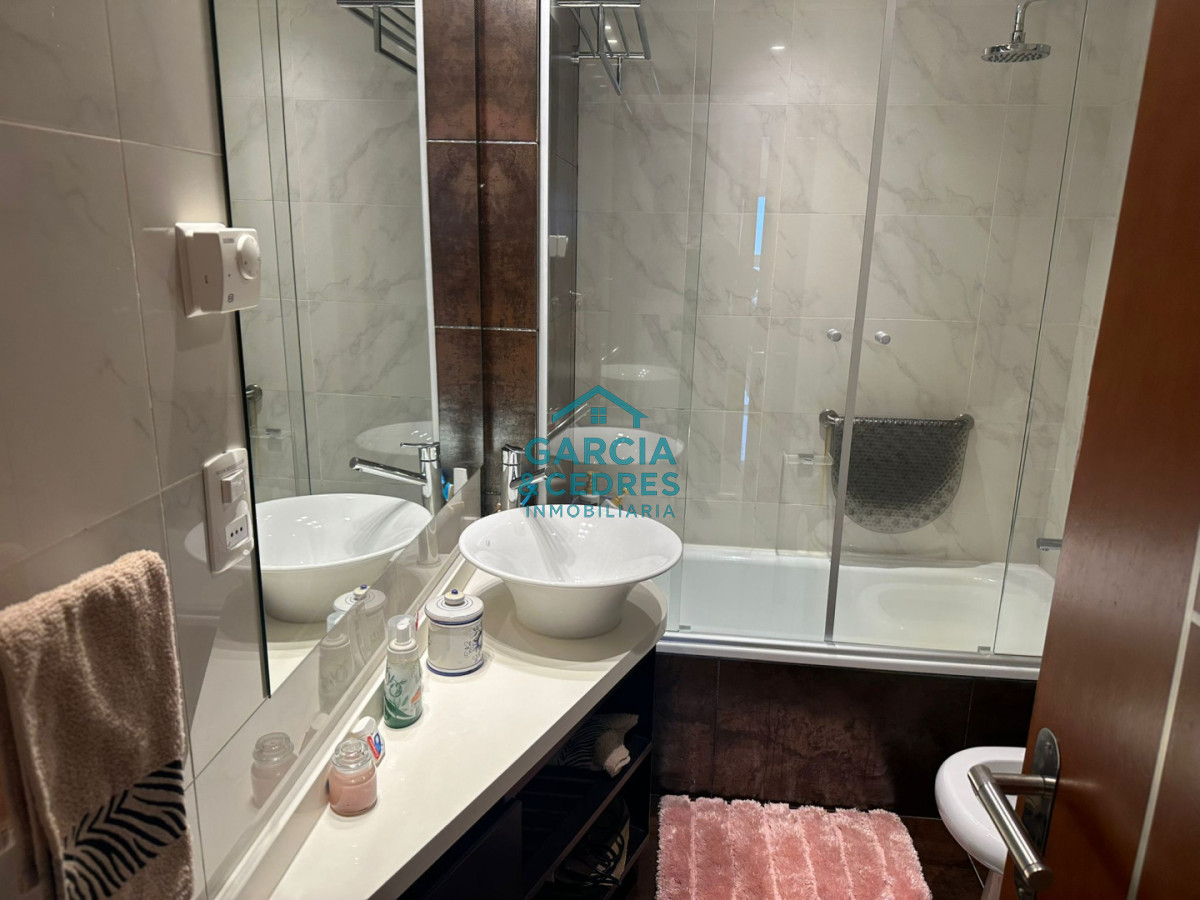 Apartamento ID.495 - Miami Boulevard, Punta del Este.  Apartamento de 2 dormitorios y 2 baños