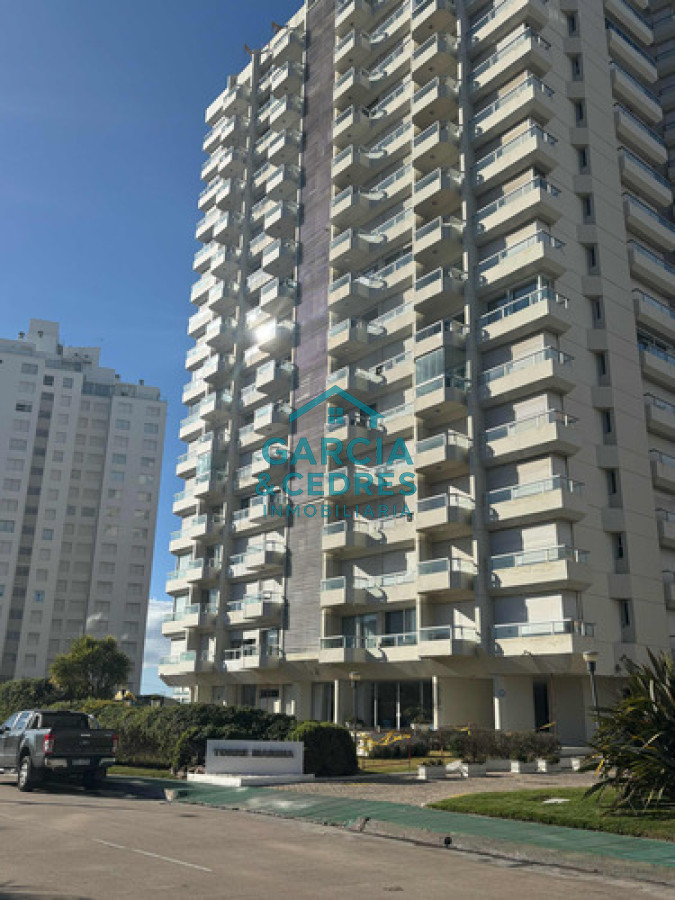 Apartamento ID.318 - Alquiler de temporada en Torre Marina I 