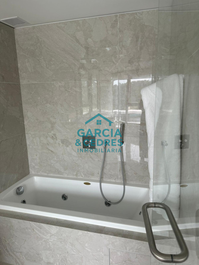 Apartamento ID.116 - APARTAMENTO TORRE TRUMP 2 DORM. Y 3 BAÑOS 