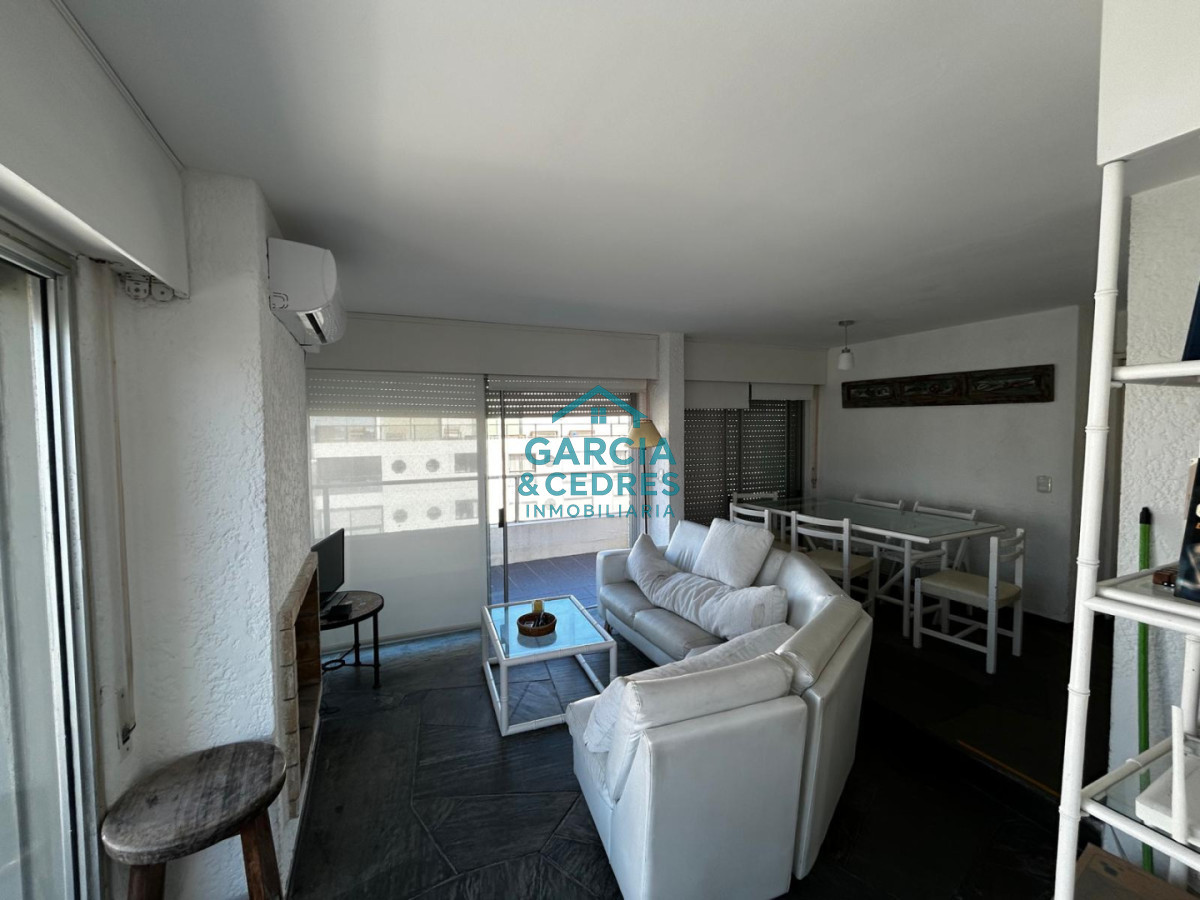 Apartamento ID.397 - Apto 3 dorm + dependencia de servicio con baño Edificio Vendaval