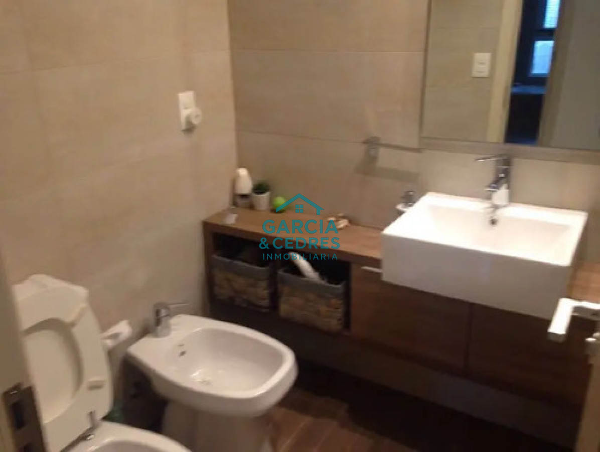 Apartamento ID.324 - Alquiler invernal - Apartamento 2 Dormitorios En Punta Del Este Invernal Con Cochera. Excelente Vista y ubicación.