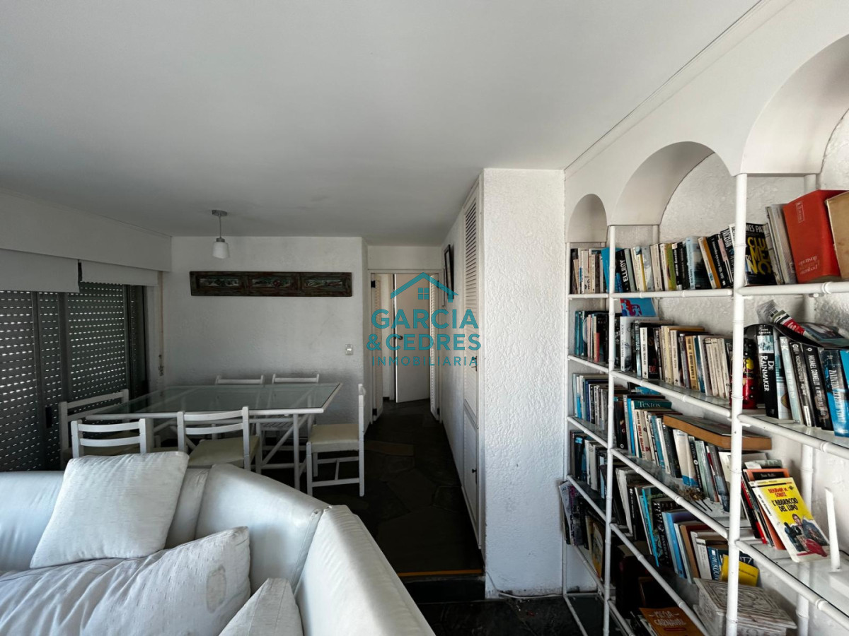 Apartamento ID.397 - Apto 3 dorm + dependencia de servicio con baño Edificio Vendaval