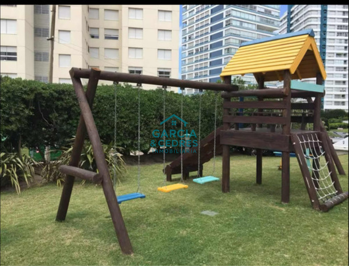 Apartamento ID.318 - Alquiler de temporada en Torre Marina I 