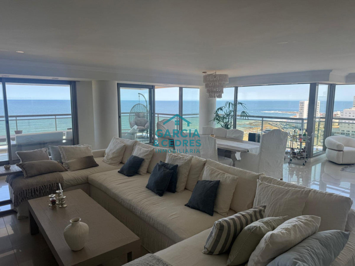 Apartamento ID.175 - Torre Imperiale Exclusivo Apartamento de Gran Categoría con 4 Dormitorios, Servicio y 6 Baños