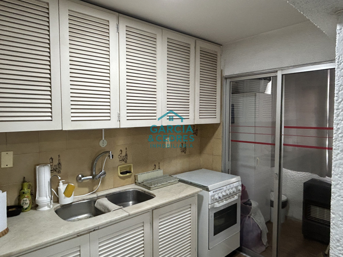 Apartamento ID.5 -  Vendo Apto En Torre Marfil de 2 dormitorios en muy buen estado . Una Torre de muy buena construccion . No Deje De Perder Esta Oportunidad
