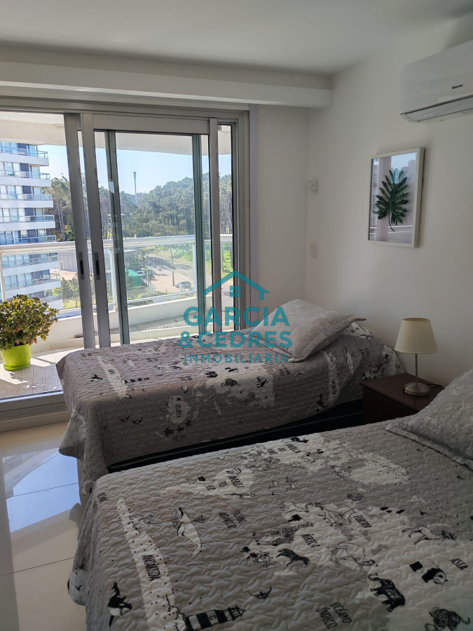 Apartamento ID.25 - VENDO EXCELENTE APTO DE 2 DORM+DEPENDENCIA , 4 BAÑOS EN TORRE LOOK BRAVA