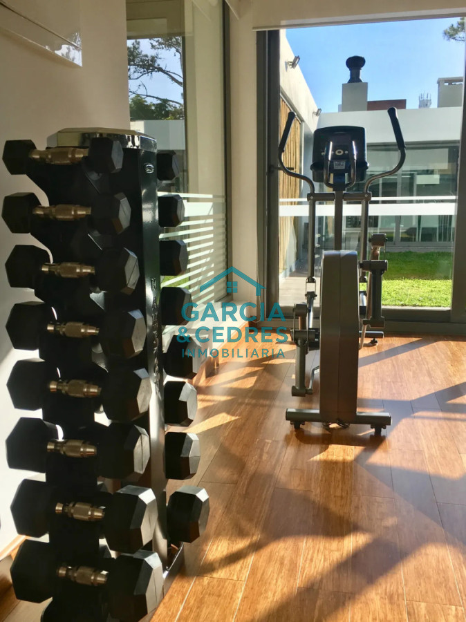 Apartamento ID.481 - Alquiler invernal en Chronos Tower, Punta del Este