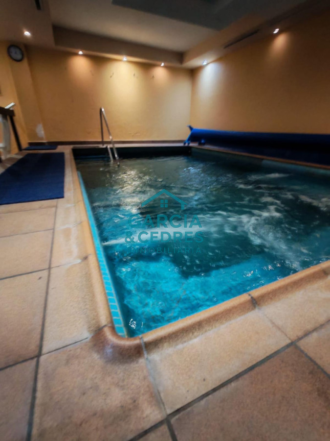 Apartamento ID.197 - Oportunidad !!! Venta Apartamento 4 Dormitorios y 3 baños Reciclado - Playa Brava - Parquemar Center