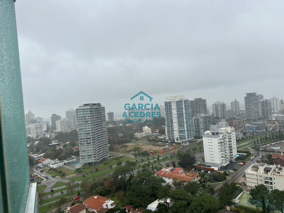 Apartamento ID.495 - Miami Boulevard, Punta del Este.  Apartamento de 2 dormitorios y 2 baños