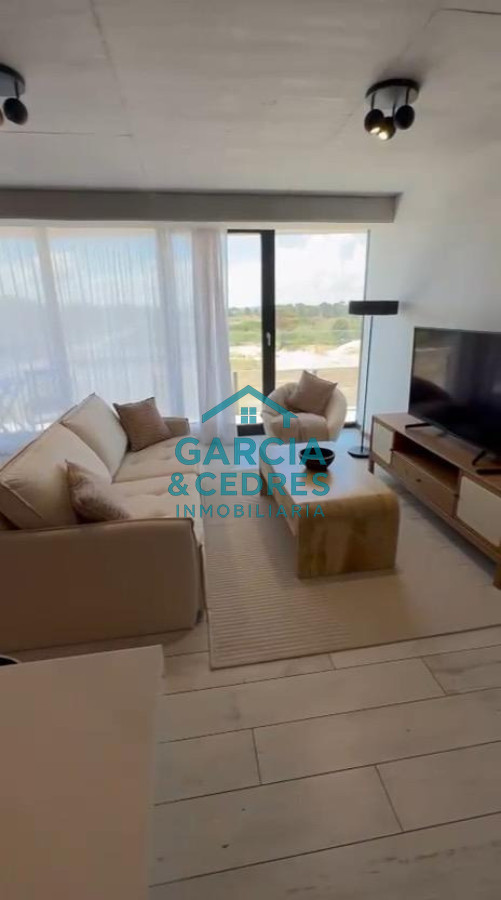 Apartamento ID.272 - Excelente apartamento en Edificio Surfside 