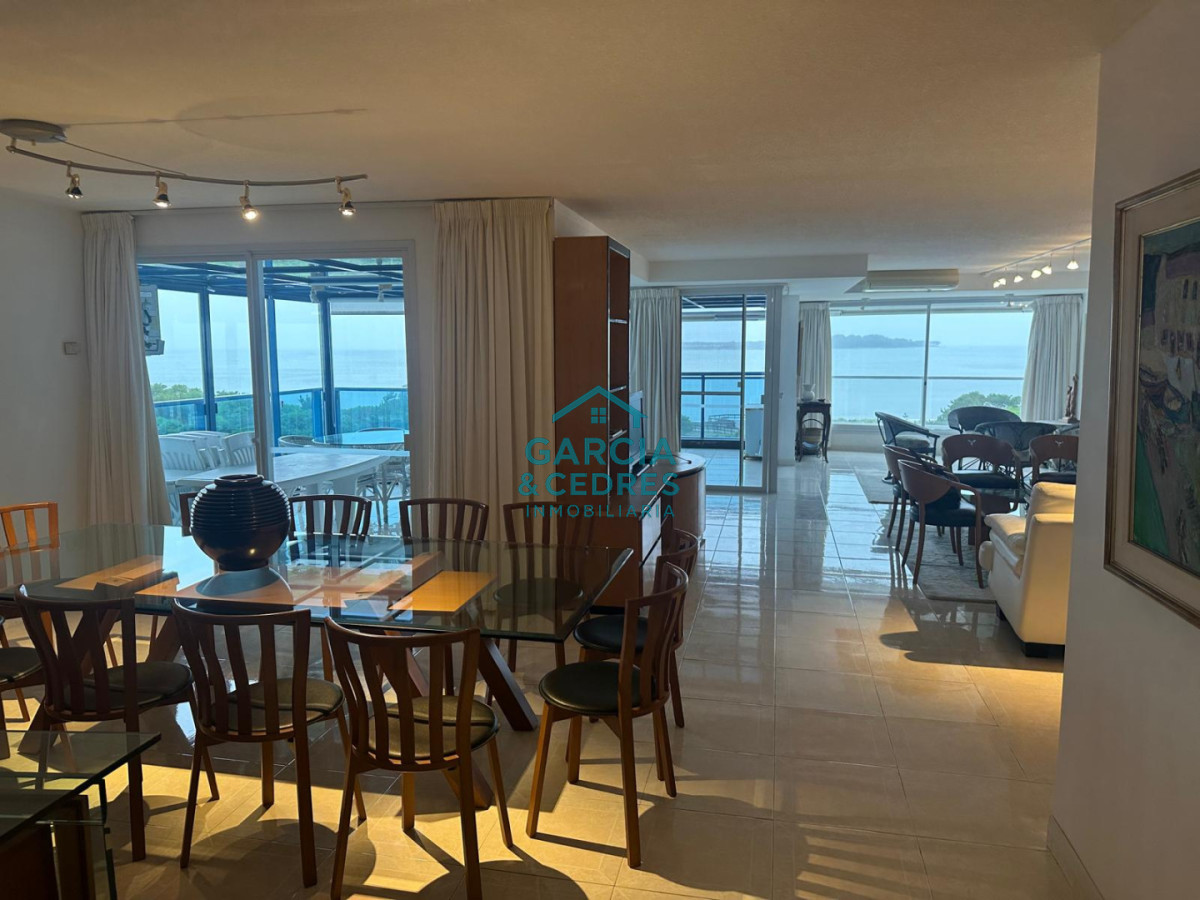 Apartamento ID.379 - Torre Beverly Tower apto de 3 dormitorios en suite + dep servicio c/baño
