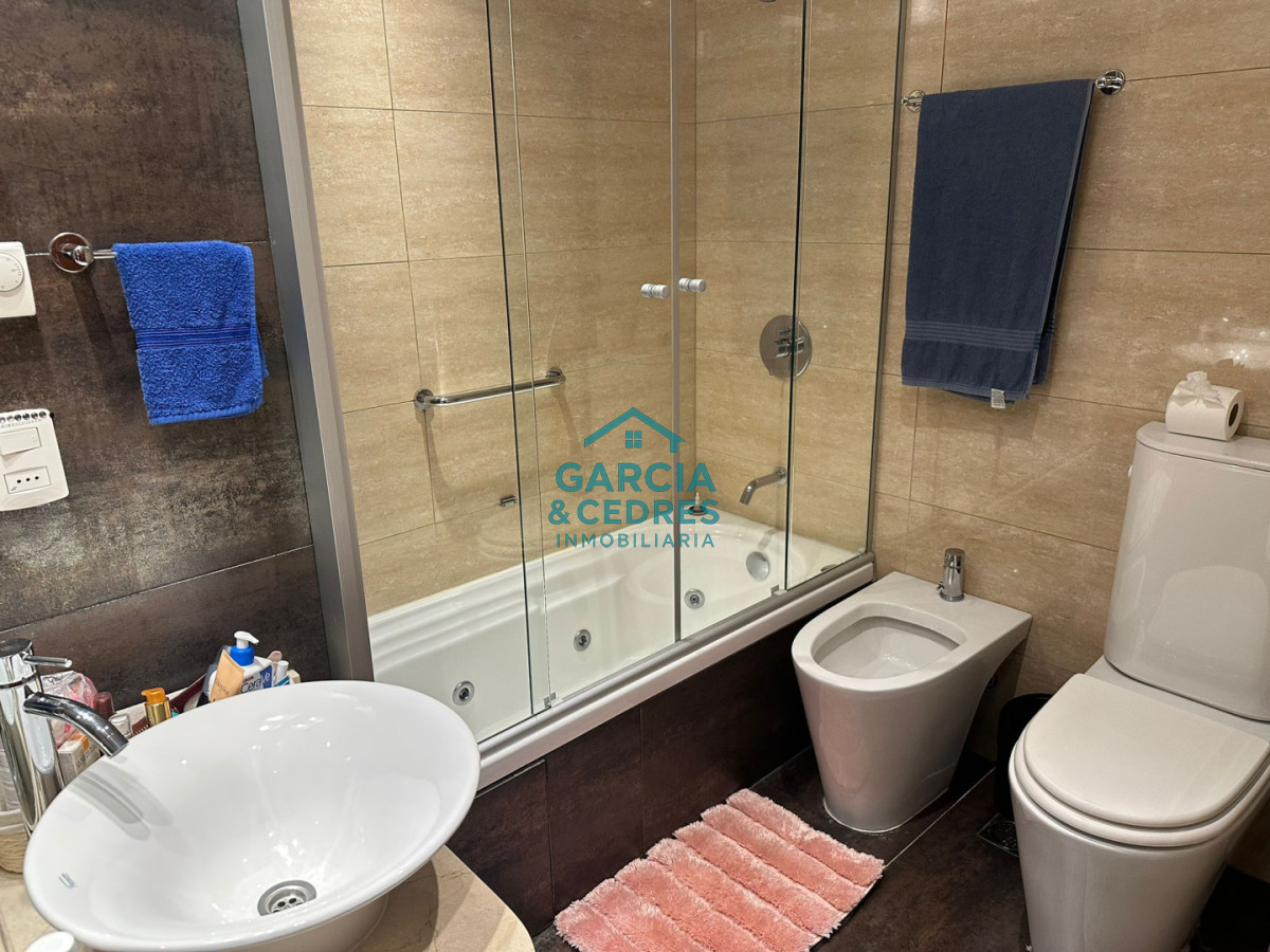 Apartamento ID.495 - Miami Boulevard, Punta del Este.  Apartamento de 2 dormitorios y 2 baños