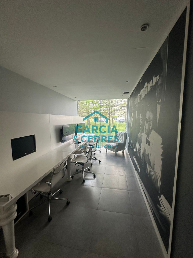 Apartamento ID.1 -  Vendo Apto En Torre Yoo de 1 1/2 dormitorio Excelente Estado . Una Torre Con Todas Las Amenidades . No Deje De Perder Esta Oportunidad