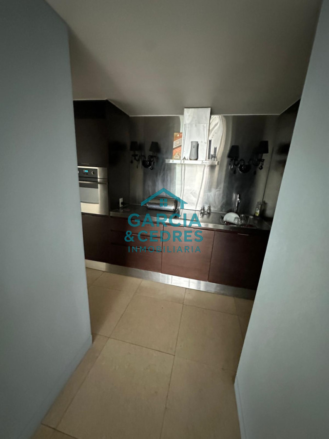 Apartamento ID.422 - Alquiler invernal Apto de 1 1/2 dorm y 2 baños en torre YOO 
