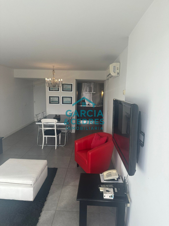 Apartamento ID.2 -  Vendo Apto En Torre Yoo de 1 1/2 dormitorio Excelente Estado . Una Torre Con Todas Las Amenidades . No Deje De Perder Esta Oportunidad