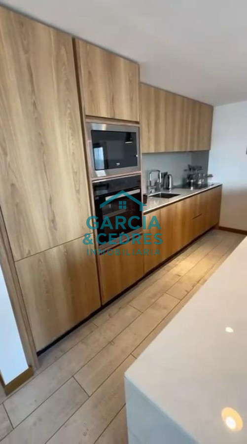 Apartamento ID.272 - Excelente apartamento en Edificio Surfside 