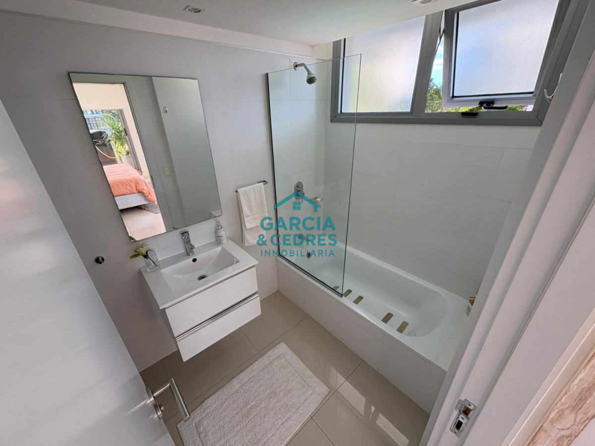 Apartamento ID.325 - Apartamento en Torre Esmeralda de 3 dormitorios, Playa Brava