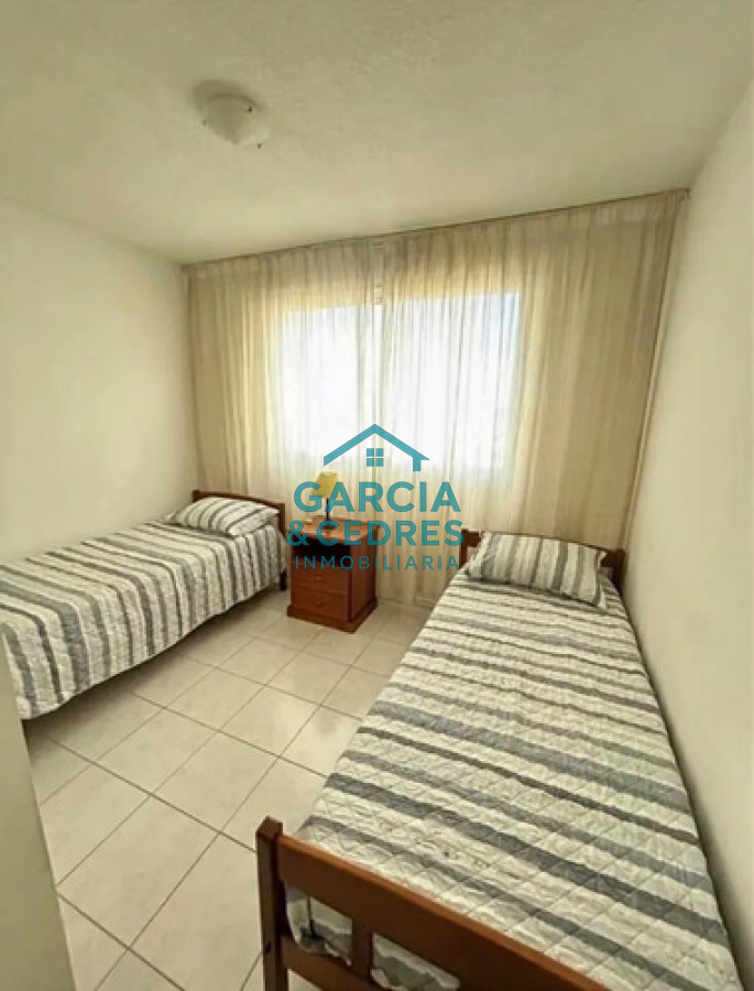 Apartamento ID.368 - Apartamento 2 Dormitorios y 2 Baños con Cochera y Baulera - Amueblado, a Pasos del Mar y Gorlero