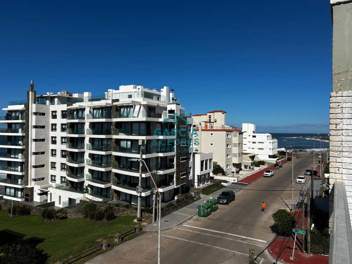 Apartamento ID.397 - Apto 3 dorm + dependencia de servicio con baño Edificio Vendaval