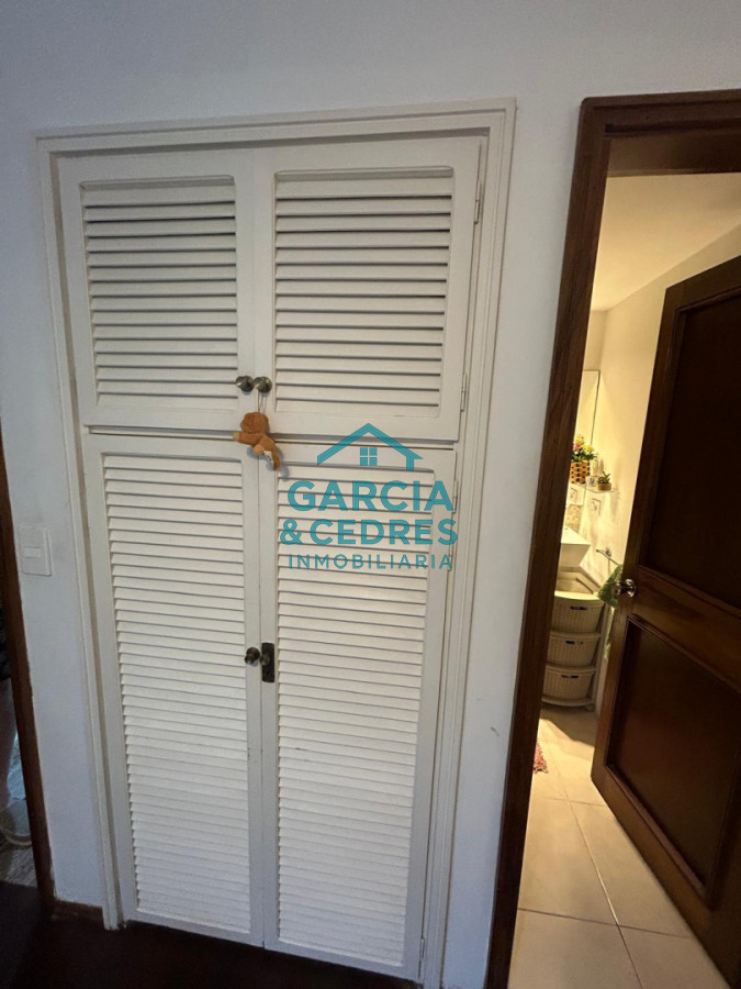 Apartamento ID.181 - Oportunidad Apartamento de 3 Dormitorios y 2 baños en Edificio Porto Santo - Punta del Este