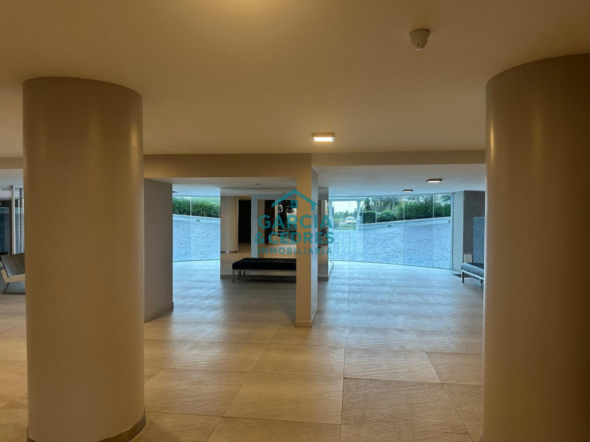 Apartamento ID.379 - Torre Beverly Tower apto de 3 dormitorios en suite + dep servicio c/baño