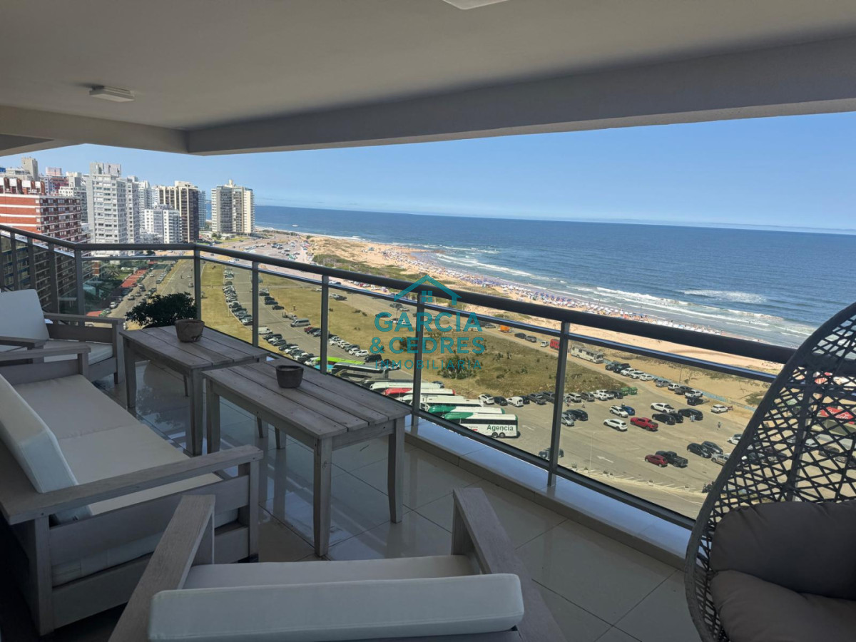 Apartamento ID.175 - Torre Imperiale Exclusivo Apartamento de Gran Categoría con 4 Dormitorios, Servicio y 6 Baños