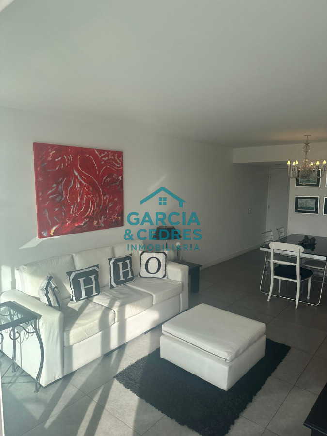 Apartamento ID.2 -  Vendo Apto En Torre Yoo de 1 1/2 dormitorio Excelente Estado . Una Torre Con Todas Las Amenidades . No Deje De Perder Esta Oportunidad
