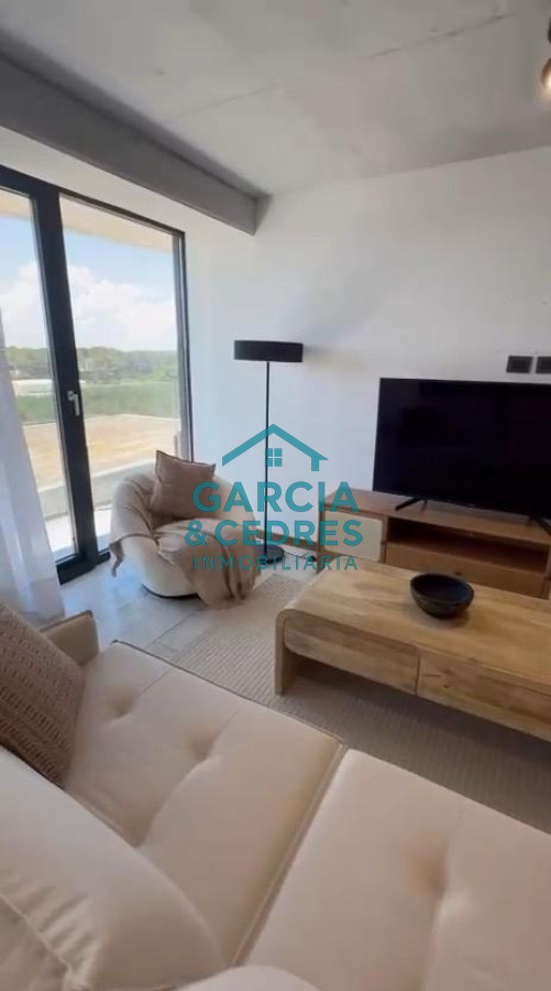 Apartamento ID.272 - Excelente apartamento en Edificio Surfside 