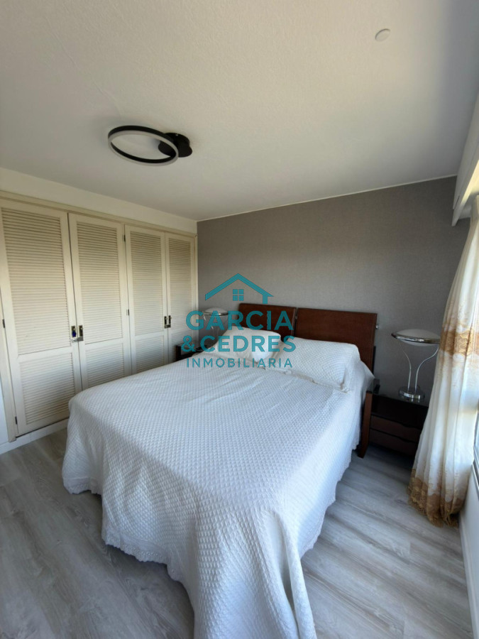 Apartamento ID.124 - OPORTUNIDAD !!! EXCELENTE APTO EDIFICIO BORA BORA TOTALMENTE RECICLADO  3 DORM. Y 3 BAÑOS 