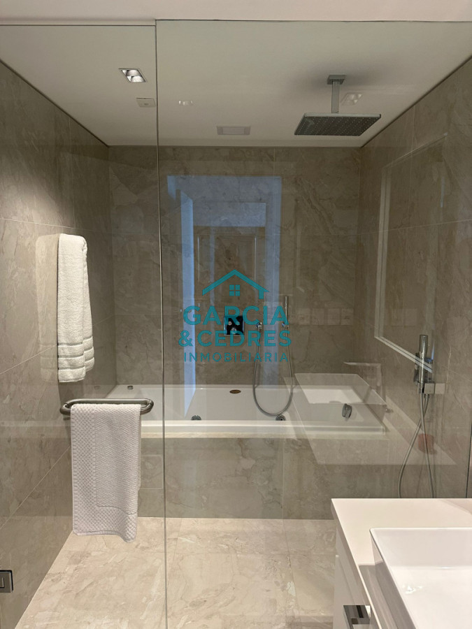 Apartamento ID.117 - APARTAMENTO EN TORRE TRUMP DE 1 DORMITORIO Y 2 BAÑOS 