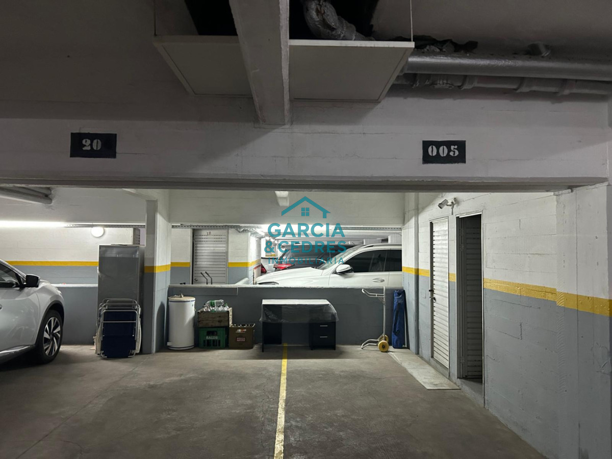 Apartamento ID.181 - Oportunidad Apartamento de 3 Dormitorios y 2 baños en Edificio Porto Santo - Punta del Este