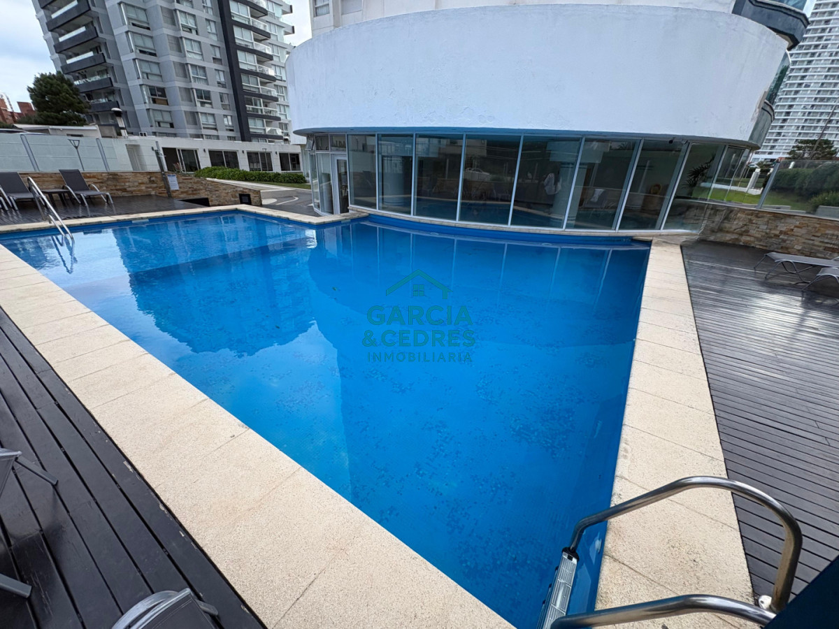 Apartamento ID.267 - Apartamento de 3 dormitorios en Casino Tower, Punta del Este