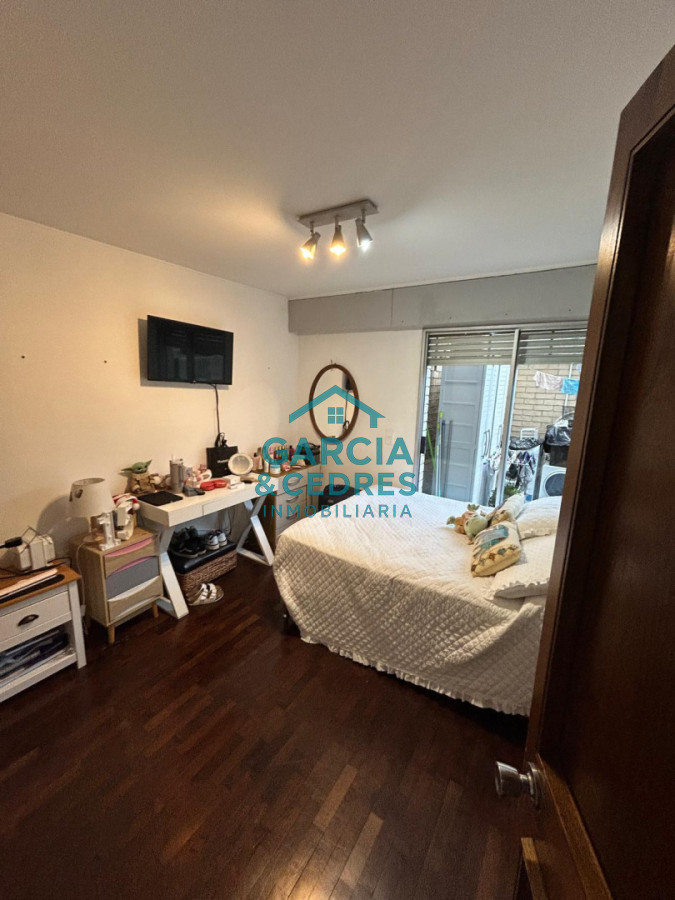 Apartamento ID.181 - Oportunidad Apartamento de 3 Dormitorios y 2 baños en Edificio Porto Santo - Punta del Este